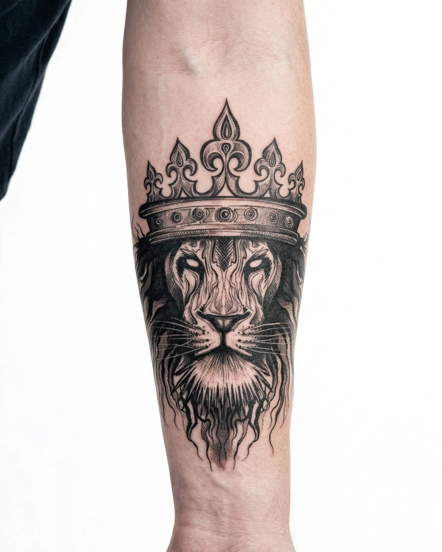 INKON Crowned Lion semi-permanent tattoo applied on a man – 4 x 7 in (10x17cm) design, realistic ink look, lasts 10 days